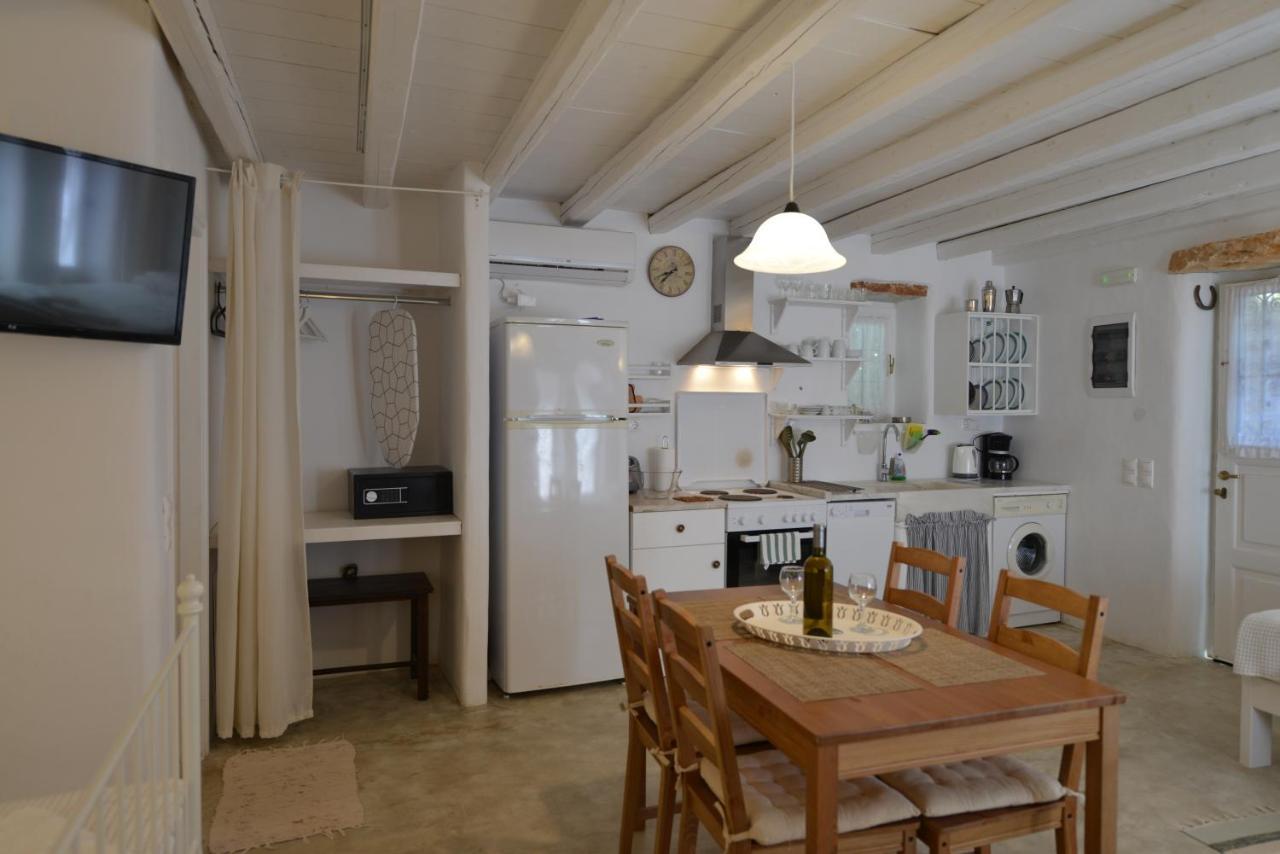 K Homes-Family Stone Suite Tinos Bagian luar foto