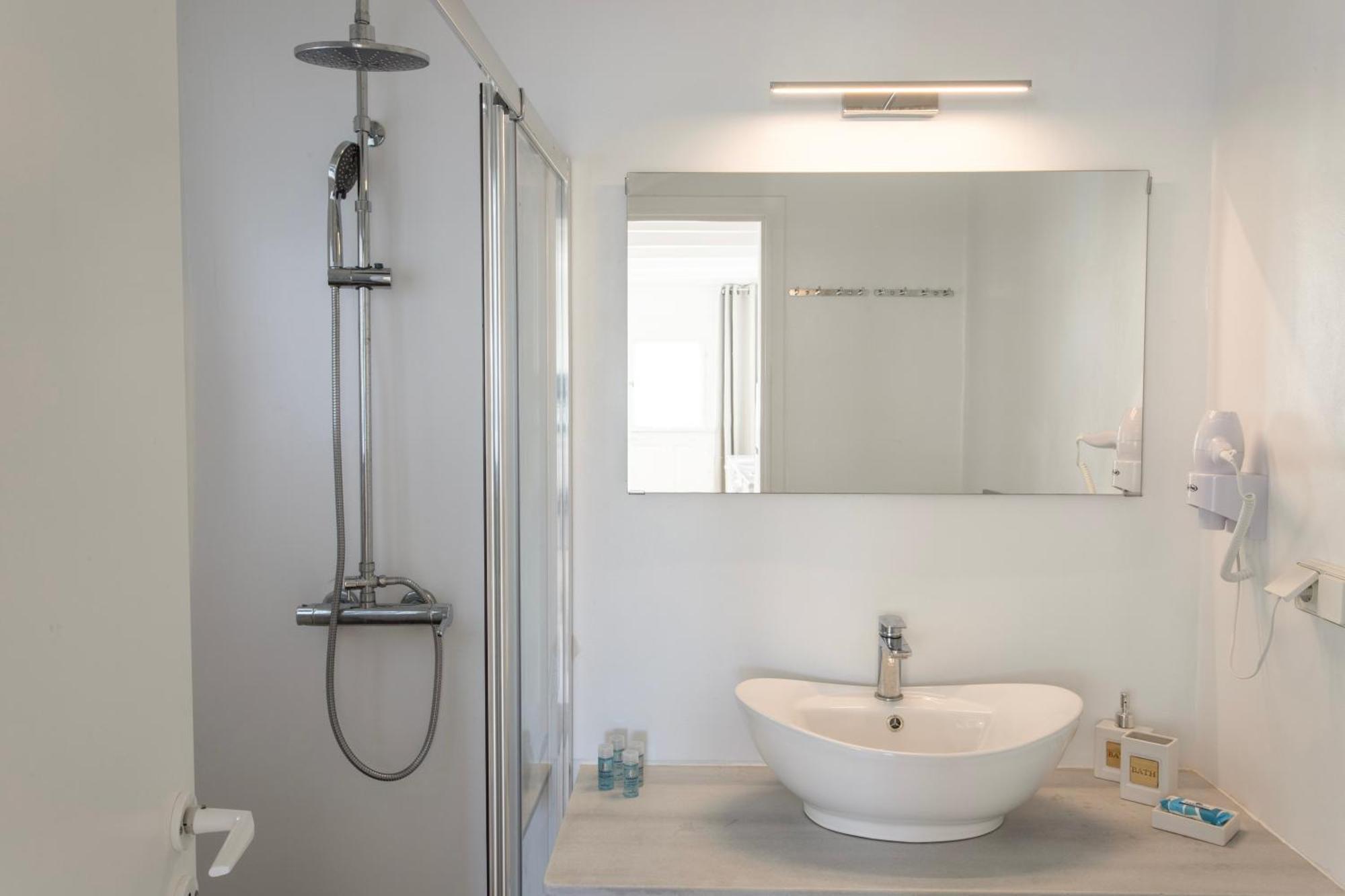 K Homes-Family Stone Suite Tinos Bagian luar foto
