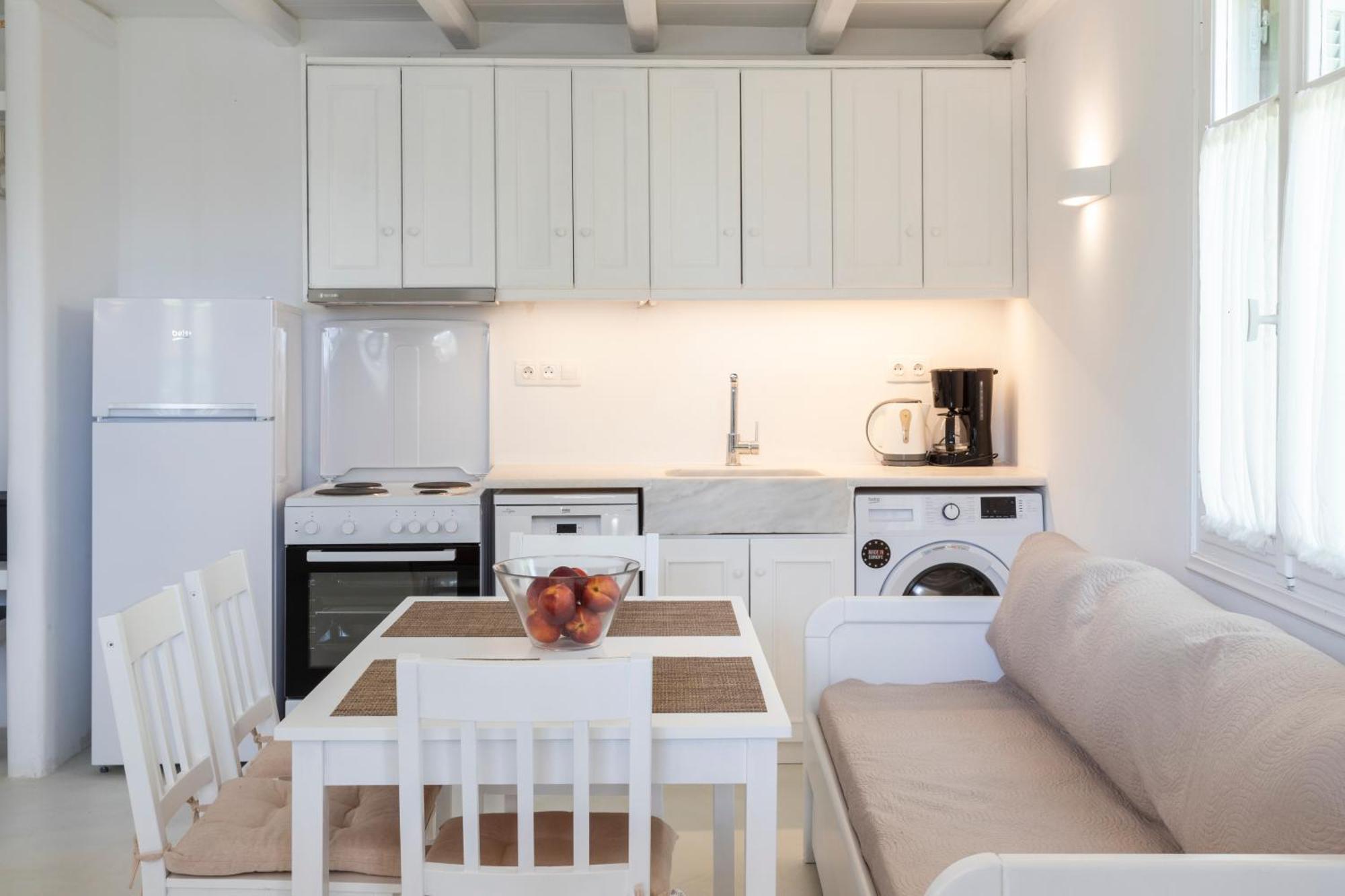 K Homes-Family Stone Suite Tinos Bagian luar foto