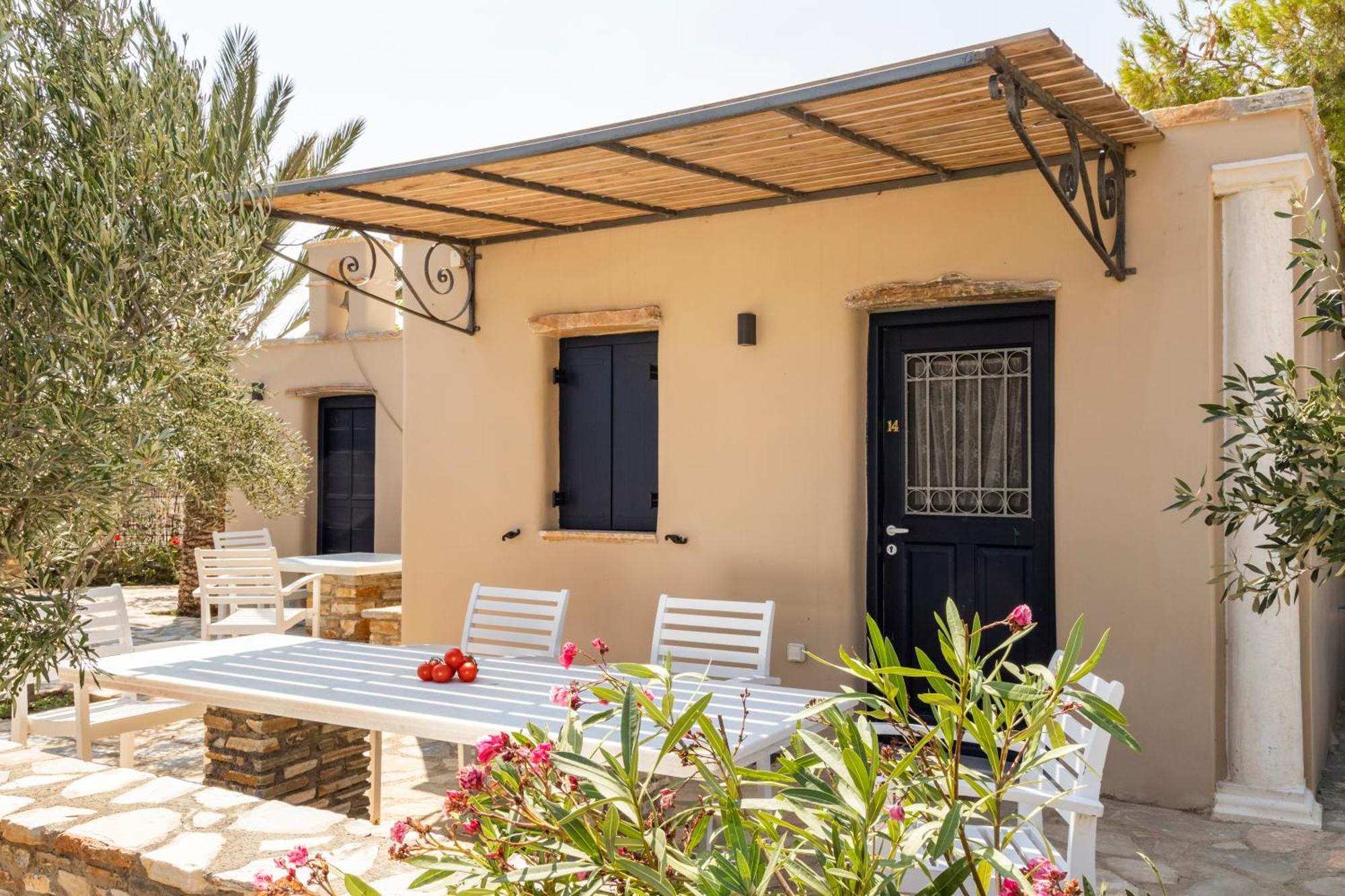 K Homes-Family Stone Suite Tinos Bagian luar foto